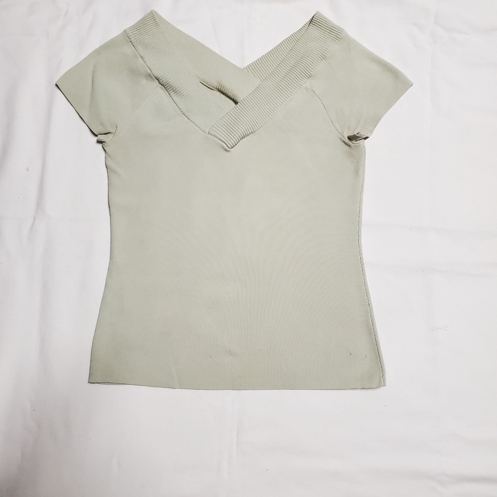 Pastel Green V-Neck Short Sleeve Sweater